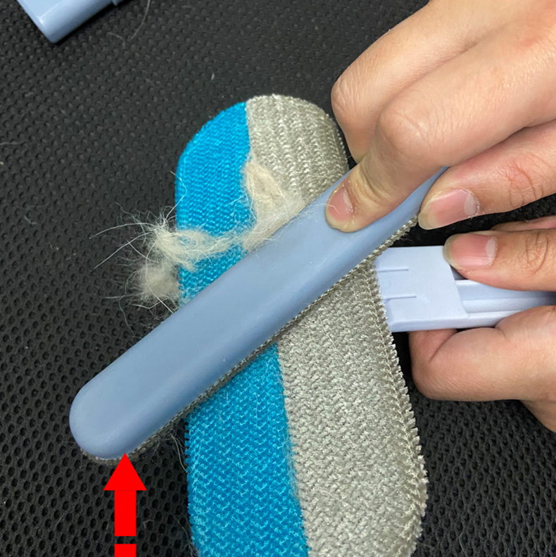 Yopoll 4 in 1- Reusable Hair Remover Brush
