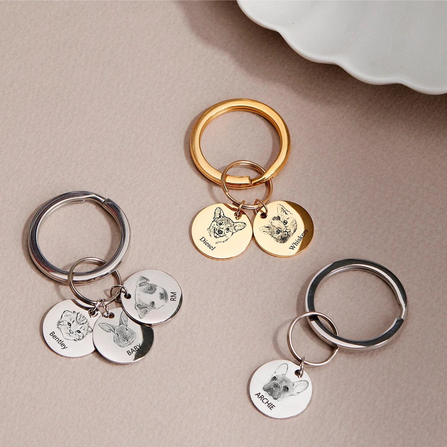 Custom Engraved Pet Portrait Keychain