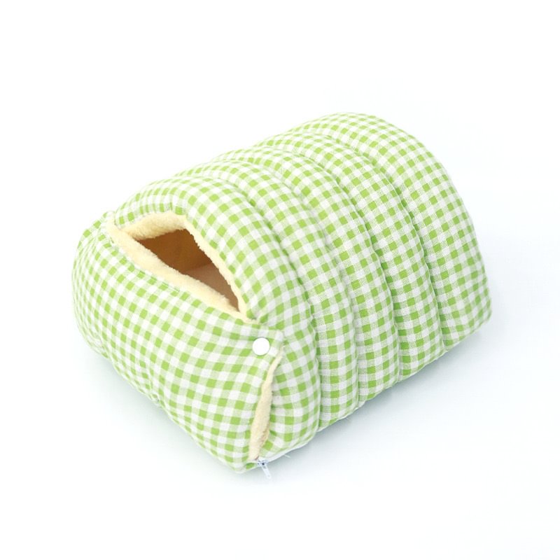 Cave Style Cozy Hideaway with Removable Washable Cover Bed