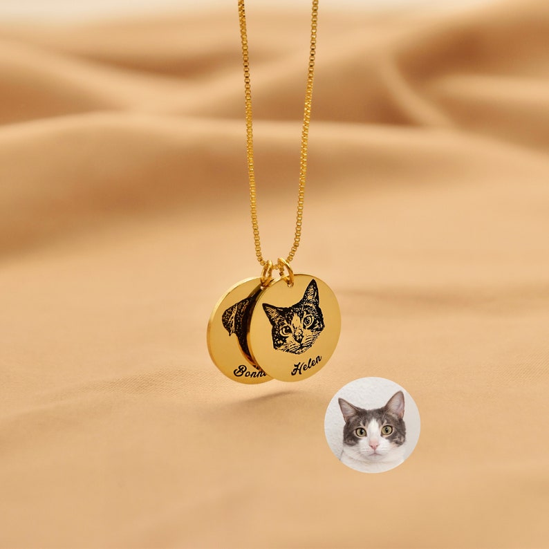 Custom Pet Portrait Name Necklace
