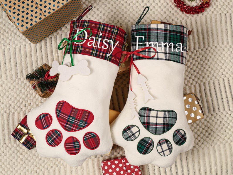 Personalized Pet Christmas Stocking – Embroidered Dog & Cat Holiday Gift