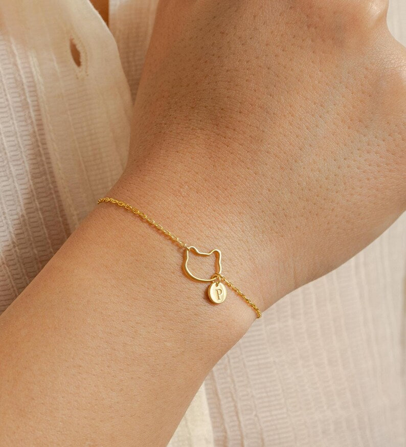 Personalized Cat Face and Initial Disc Charm Bracelet