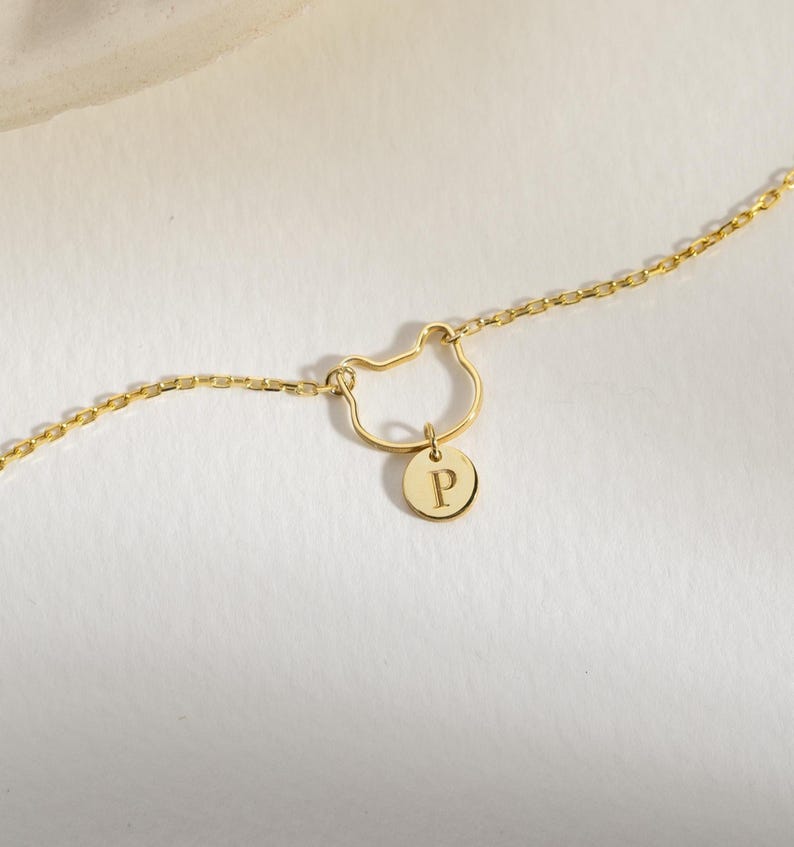 Personalized Cat Face and Initial Disc Charm Bracelet